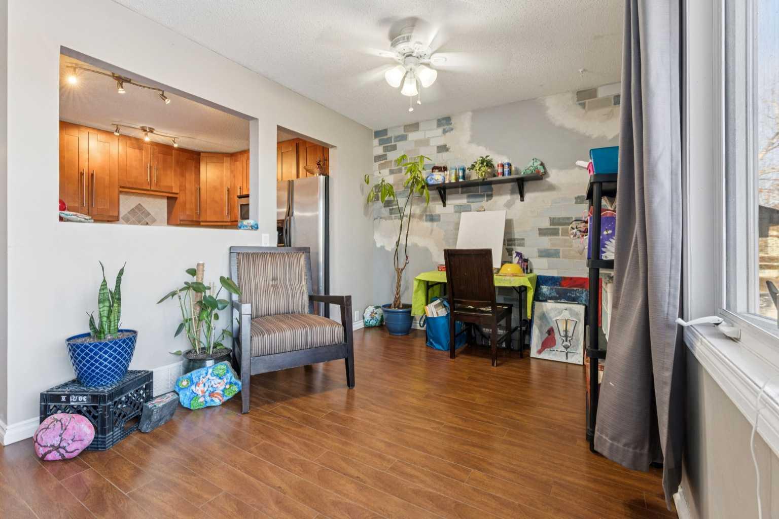 70 Midridge Gardens SE