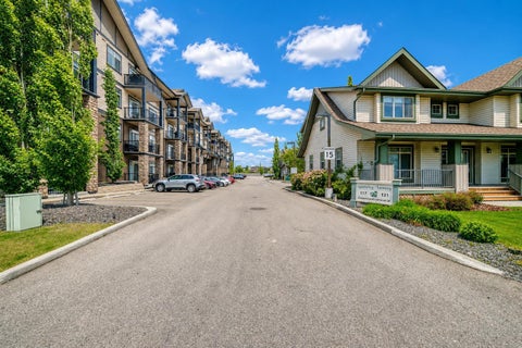 Photo of 117 Copperpond Common SE #312, Calgary, AB T2Z 5E2 (MLS # A2319540)