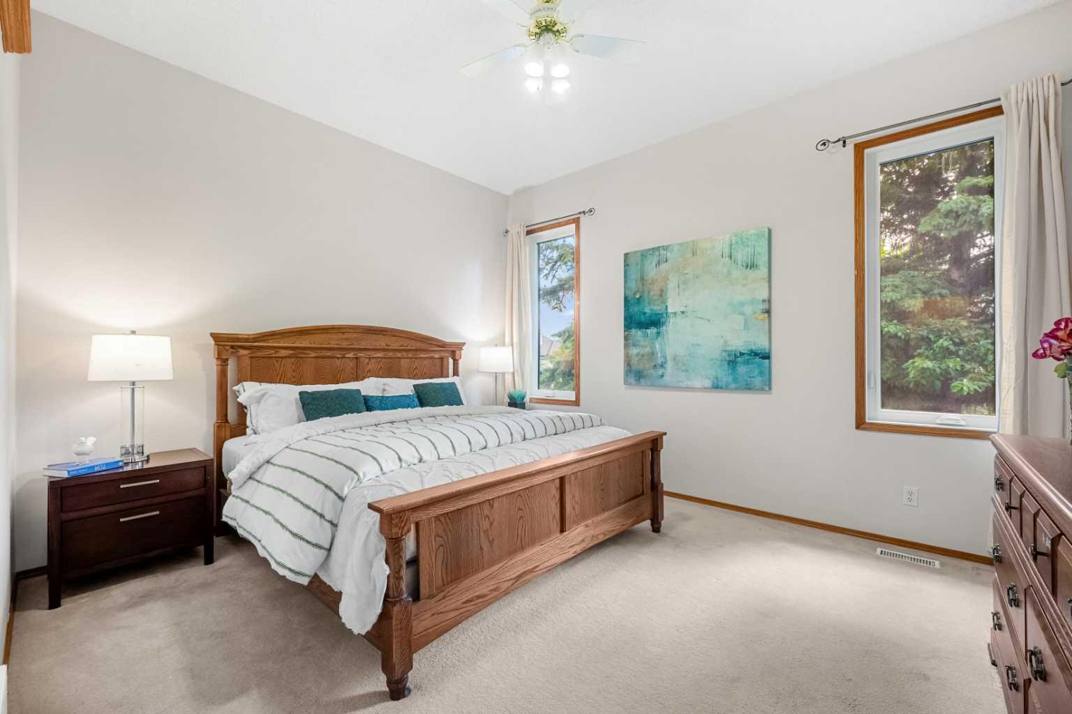125 Woodpark Close SW