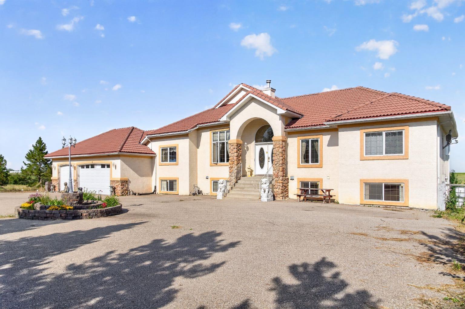 6 Meadow Ridge Bay