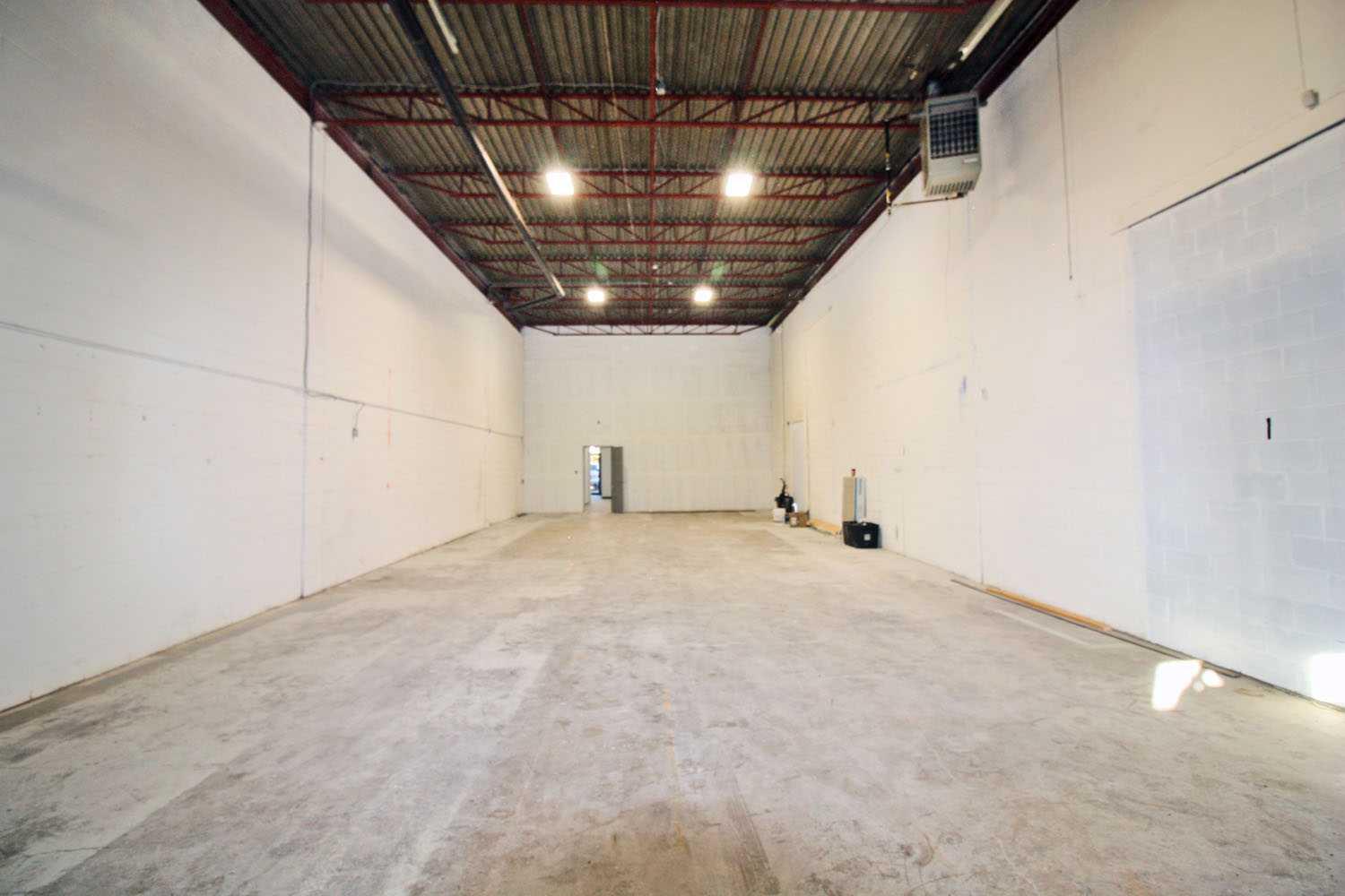 1925 39 Avenue NE Unit 2