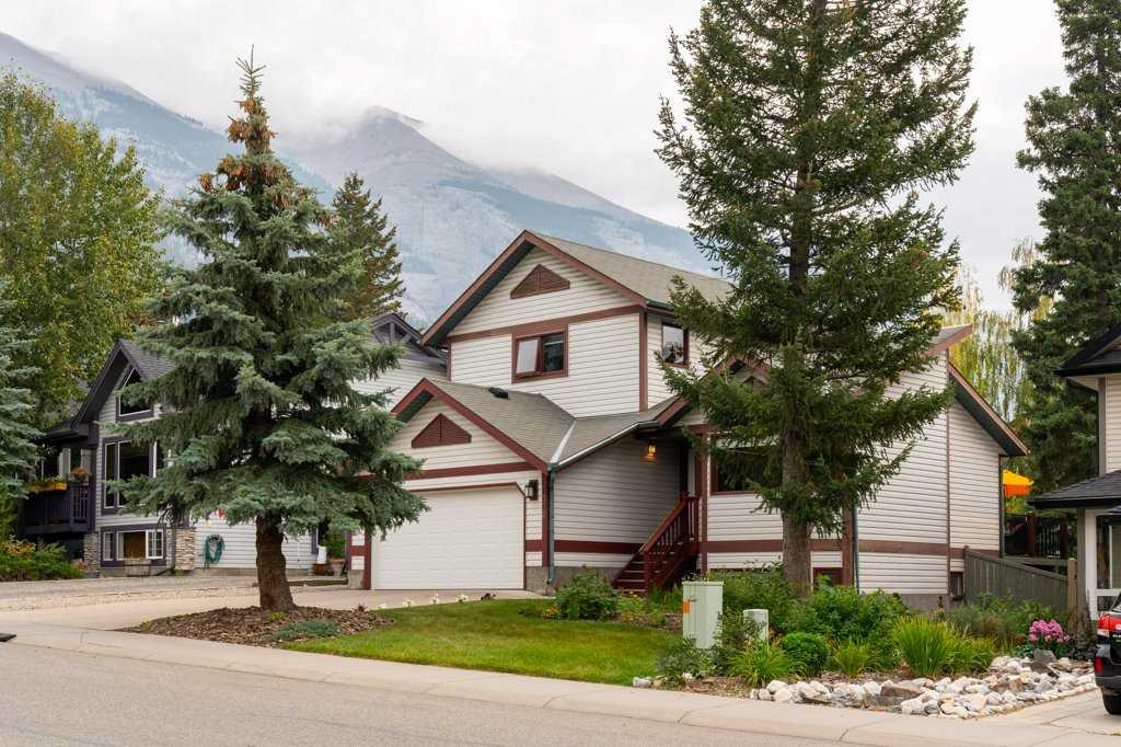 270 Lady MacDonald Drive