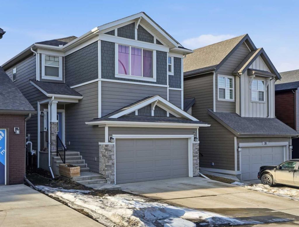 Photo of 35 Versant View SW, Calgary, AB T2Y 0W9 (MLS # A2284214)