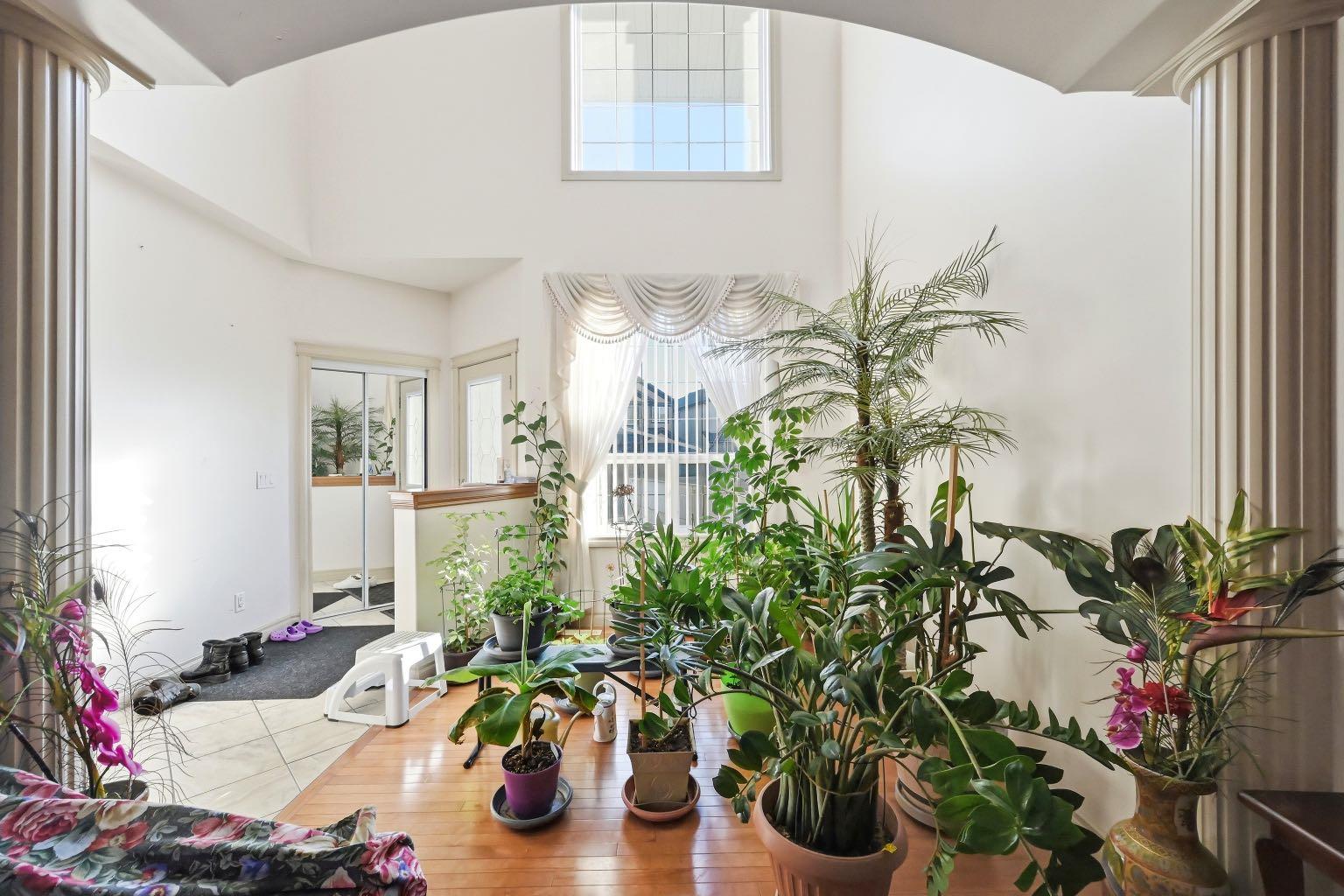 104 Taralake Common NE