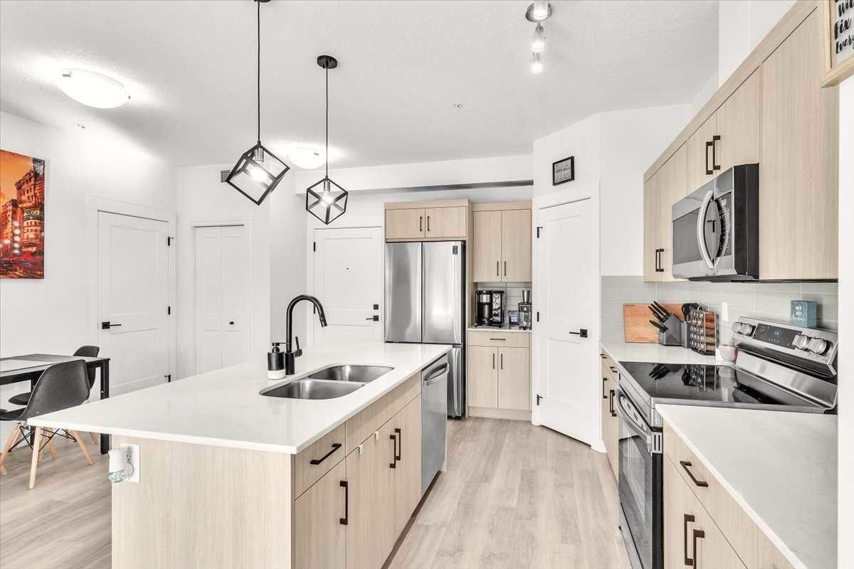 30 Sage Hill Walk NW 305