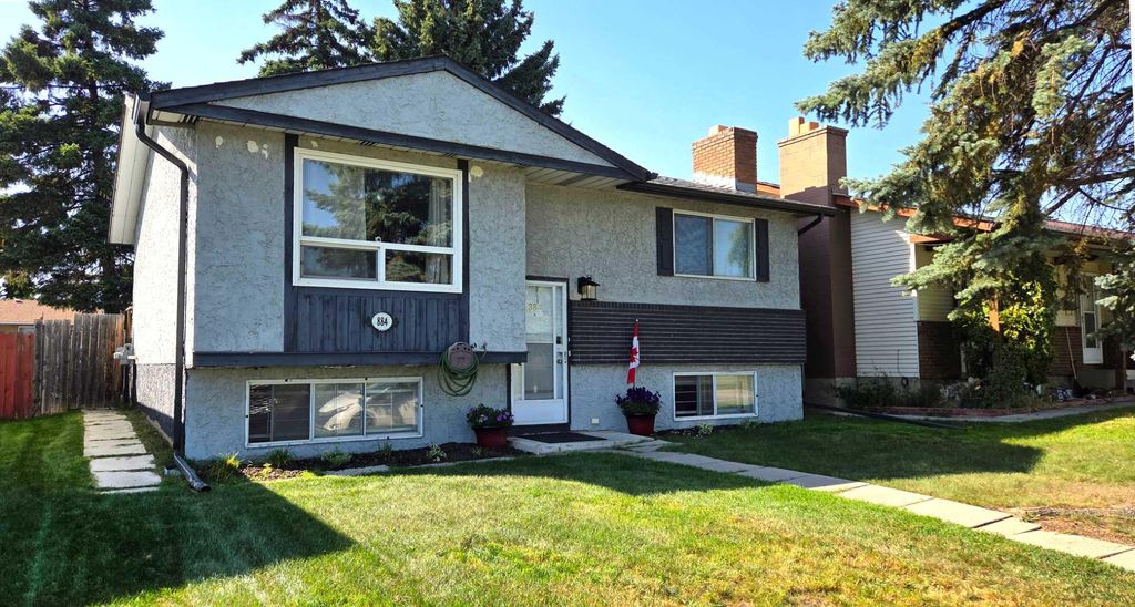 Photo of 884 Rundlecairn Way NE, Calgary, AB T1Y 2R7 (MLS # A2312051)