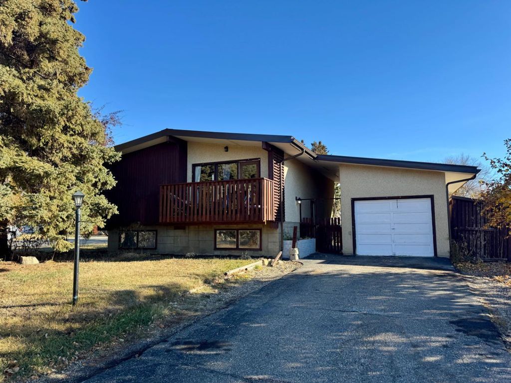 Photo of 10417 117 Street, Fairview, AB T0H 1L0 (MLS # A2266582)