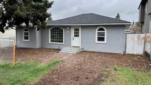 1116 37 Street SE Calgary AB T2A 1E3