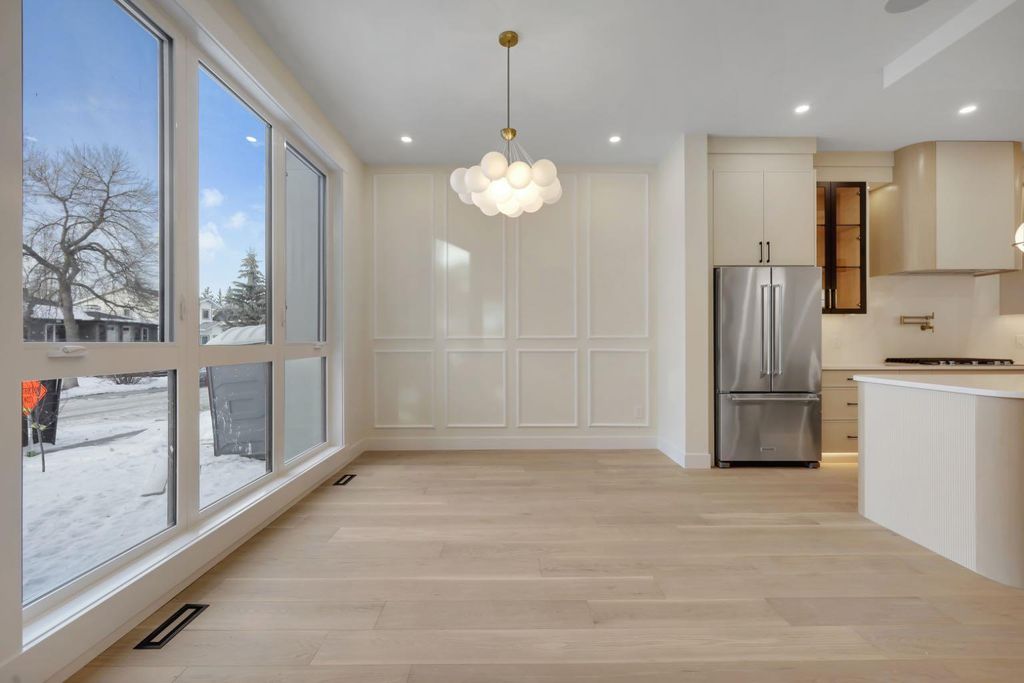 Photo of 1634 21 Avenue, Calgary, AB T2M 1M1 (MLS # A2289304)