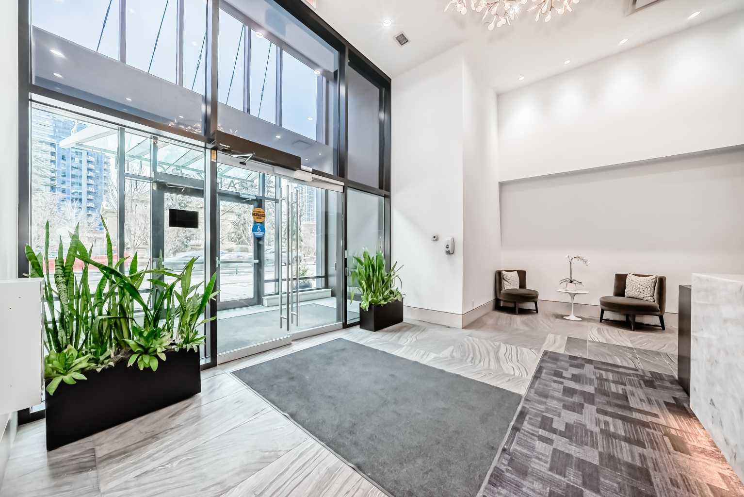 310 12 Avenue SW 2805