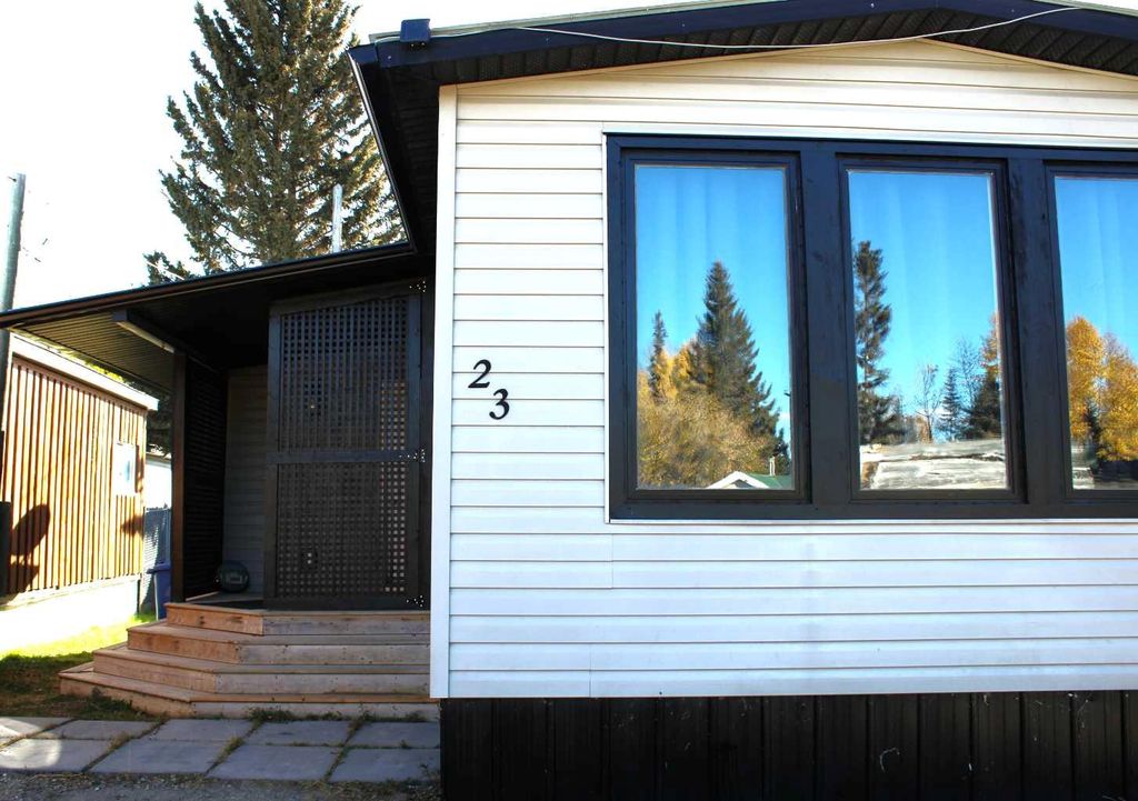 Photo of 111 6 Street St SE #23, Sundre, AB T0M 1X0 (MLS # A2266032)