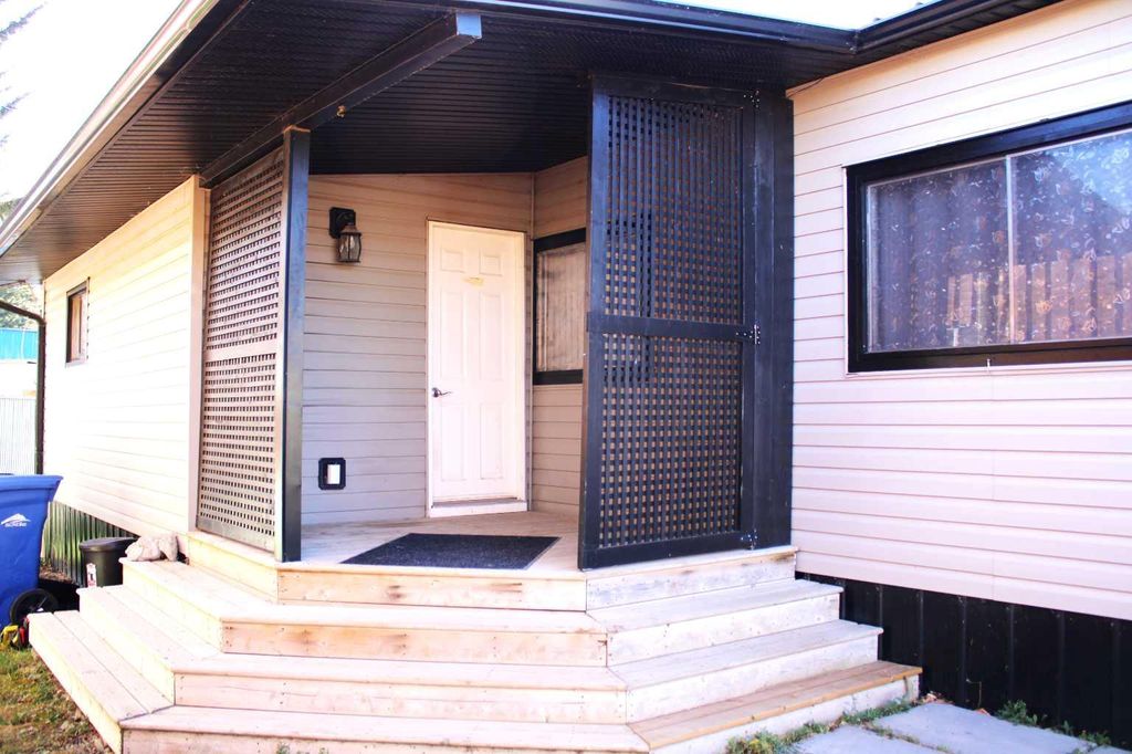 Photo of 111 6 Street St SE #23, Sundre, AB T0M 1X0 (MLS # A2266032)
