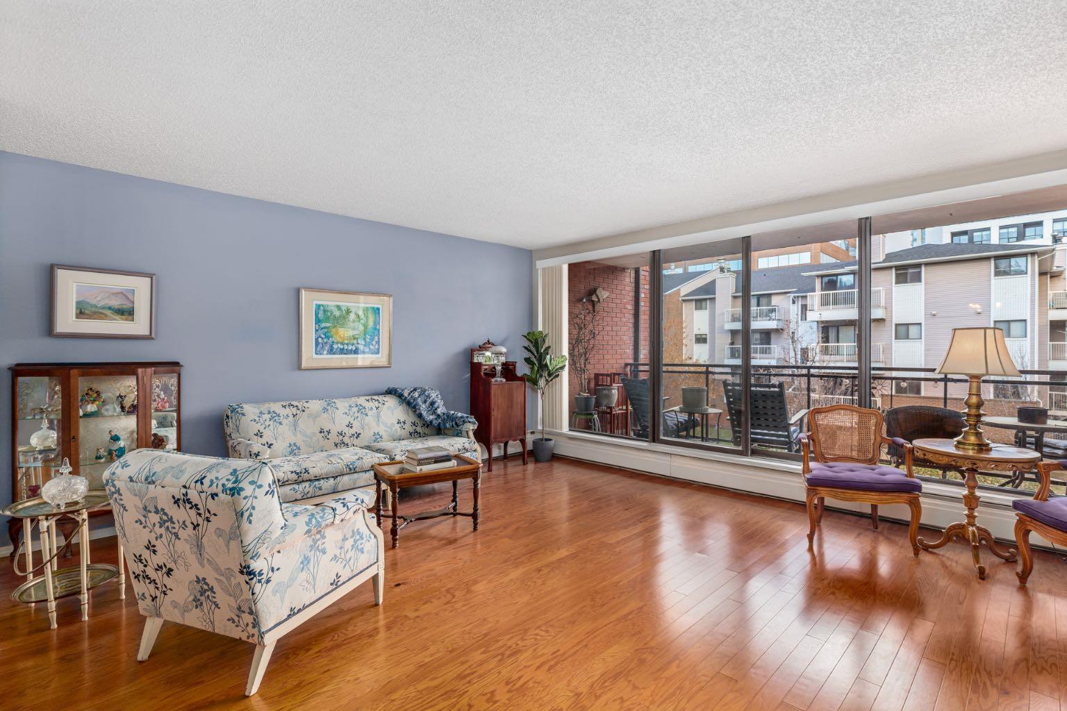 929 18 Avenue SW 301