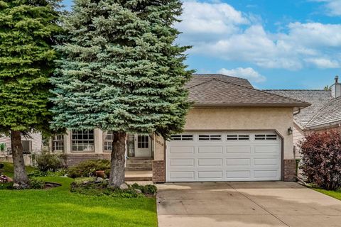 14319 Evergreen Street SW Calgary AB T2Y 3B1