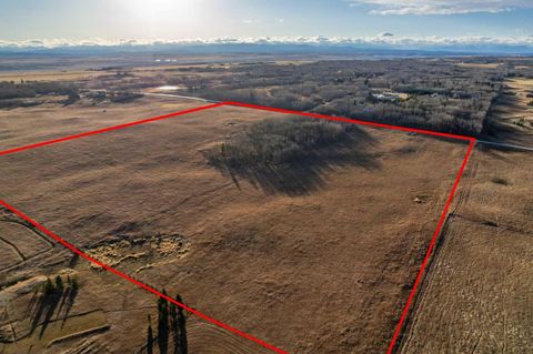 39.69 acres Lochend Road Rural Rocky View County AB T4C 2H3