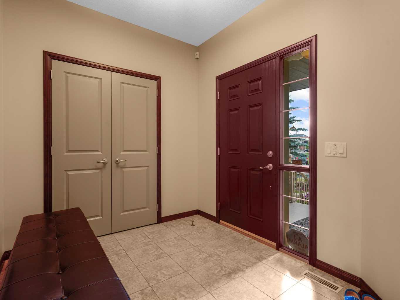 248 ASPENMERE Close