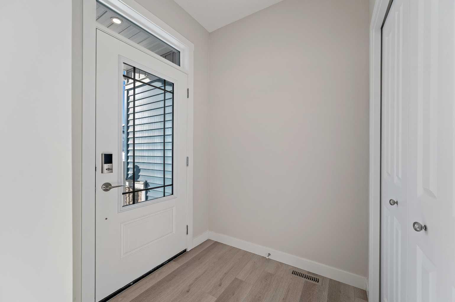 2210 Bayview Drive SW