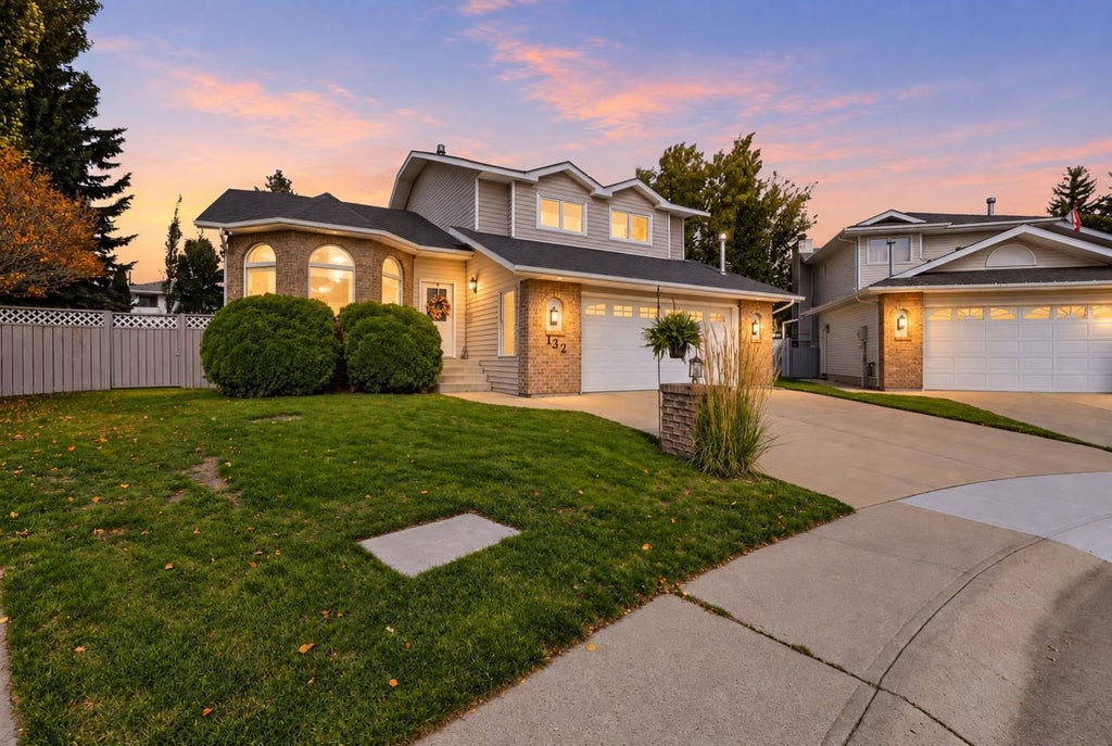 132 DENISON CRESCENT, RED DEER, AB T4R 2G1 - Image 3485886011.jpeg?d=l