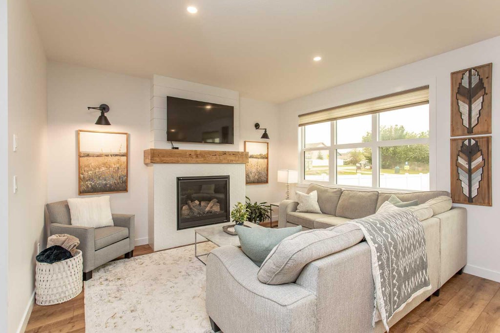 Photo of 5925 Panorama Drive, Blackfalds, AB T4M 0N9 (MLS # A2332184)