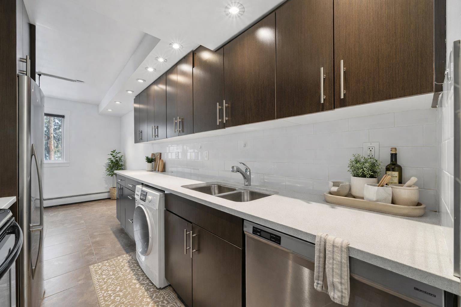 1230 Cameron Avenue SW 12