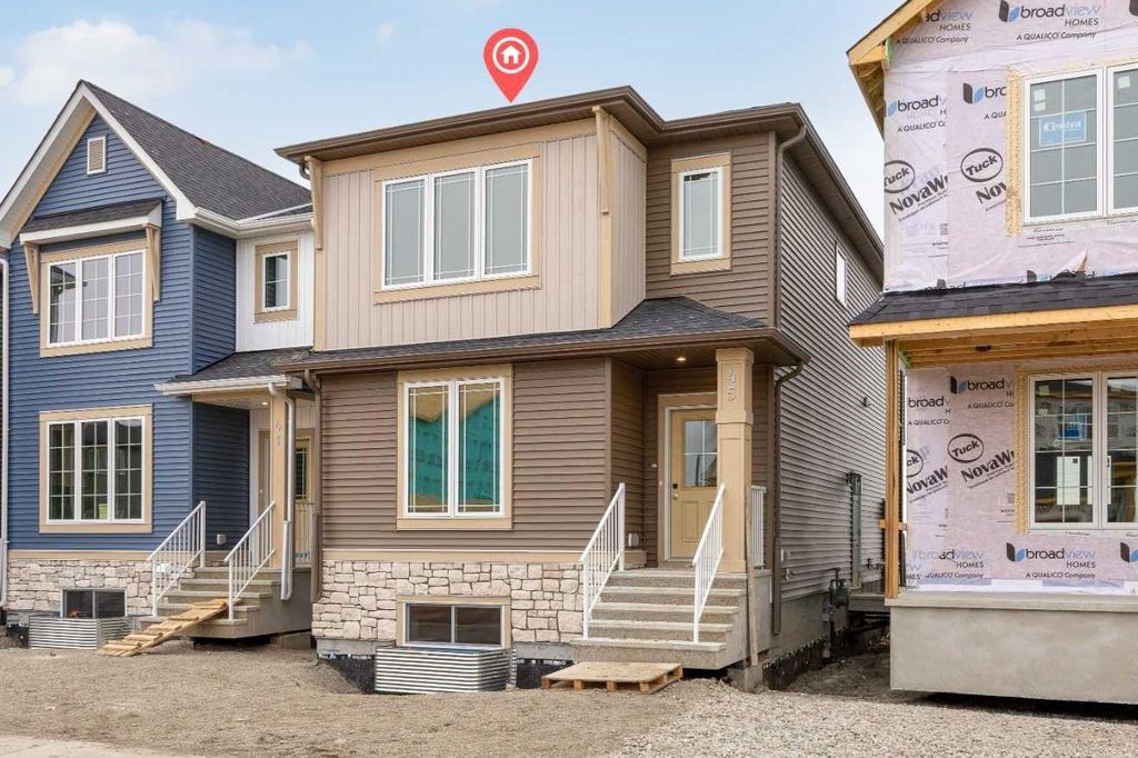 Photo of 45 Hotchkiss Gardens SE, Calgary, AB T3S 0T6 (MLS # A2305425)