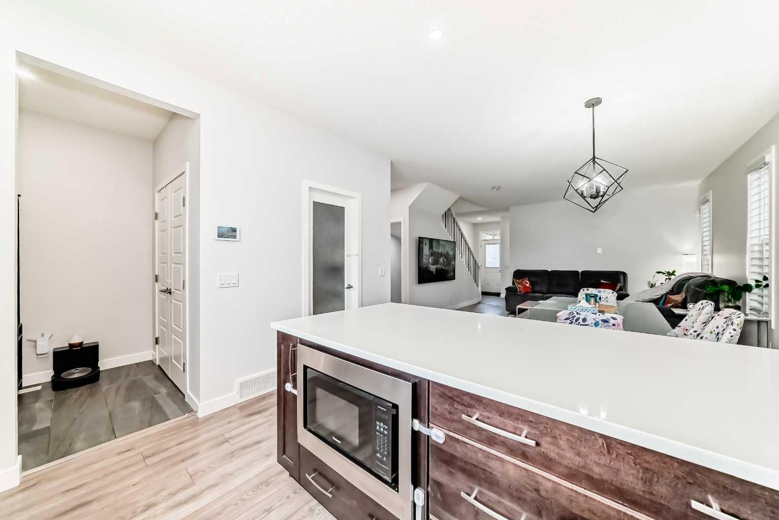 59 Belmont Gardens SW
