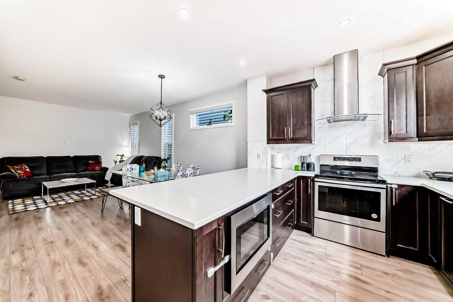 59 Belmont Gardens SW