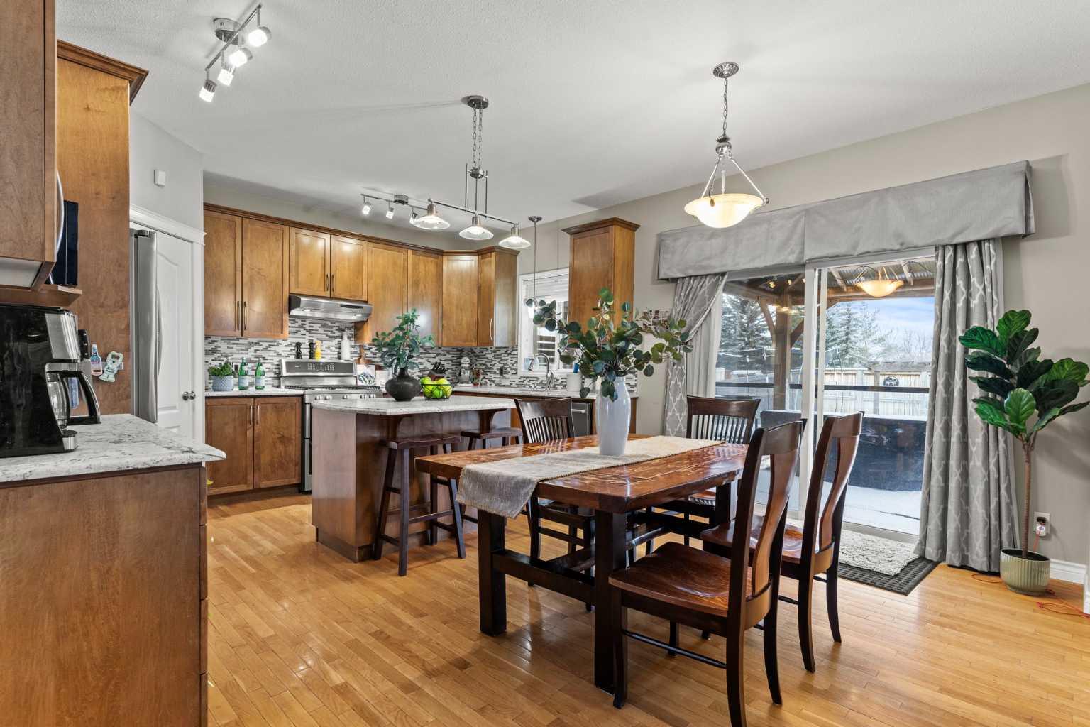 151 Willowbrook Drive NW