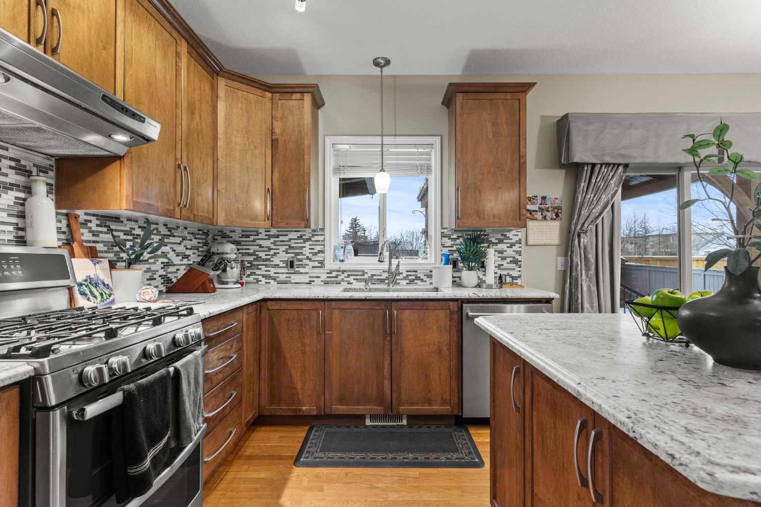 151 Willowbrook Drive NW