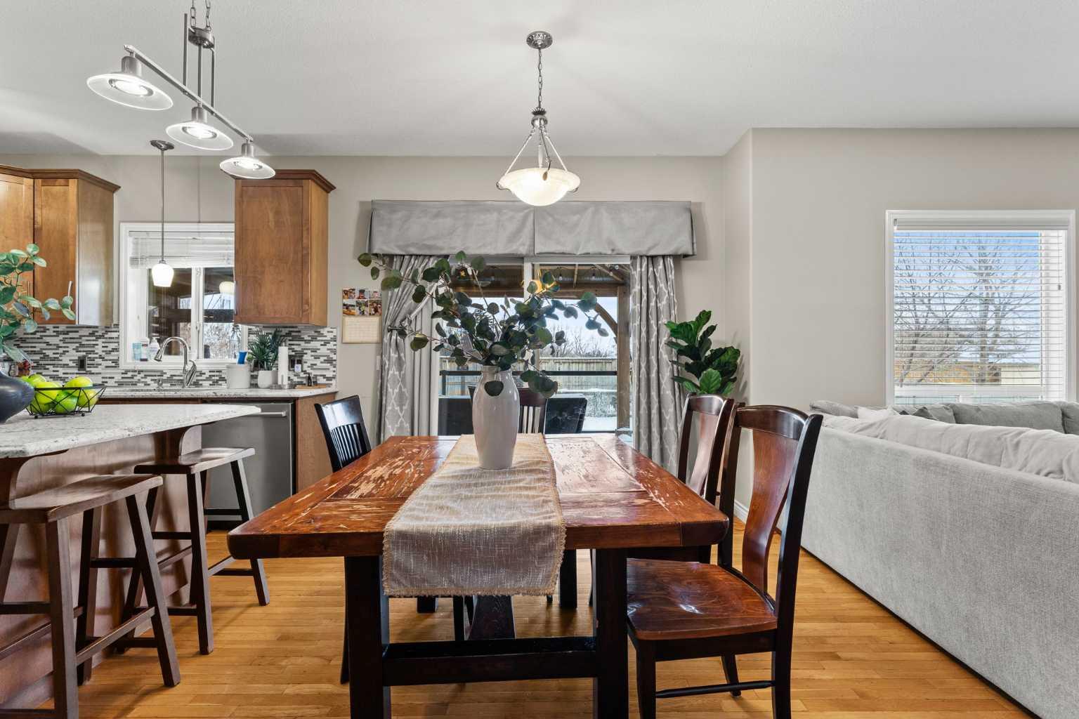 151 Willowbrook Drive NW