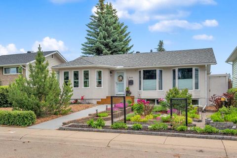 Photo of 9428 Abbott Place SE, Calgary, AB T2J 0Z8 (MLS # A2304515)