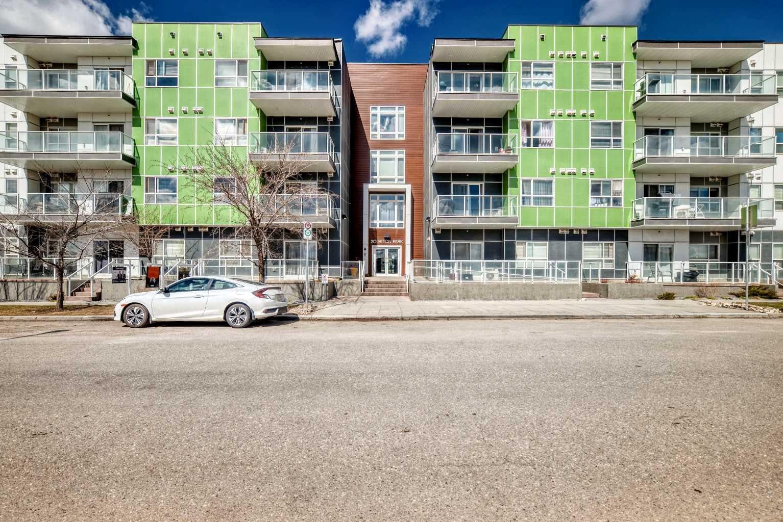 20 Seton Park SE 215