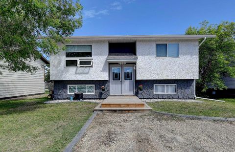 Photo of 9724 94 Avenue, Wembley, AB T0H 3S0 (MLS # A2319691)