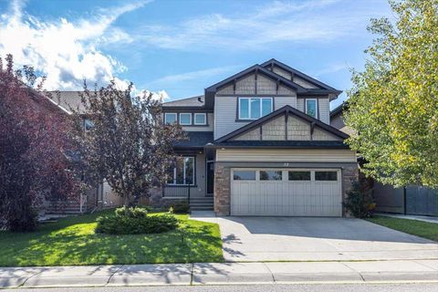 13 Sage Hill Landing NW Calgary AB T3R 0H5
