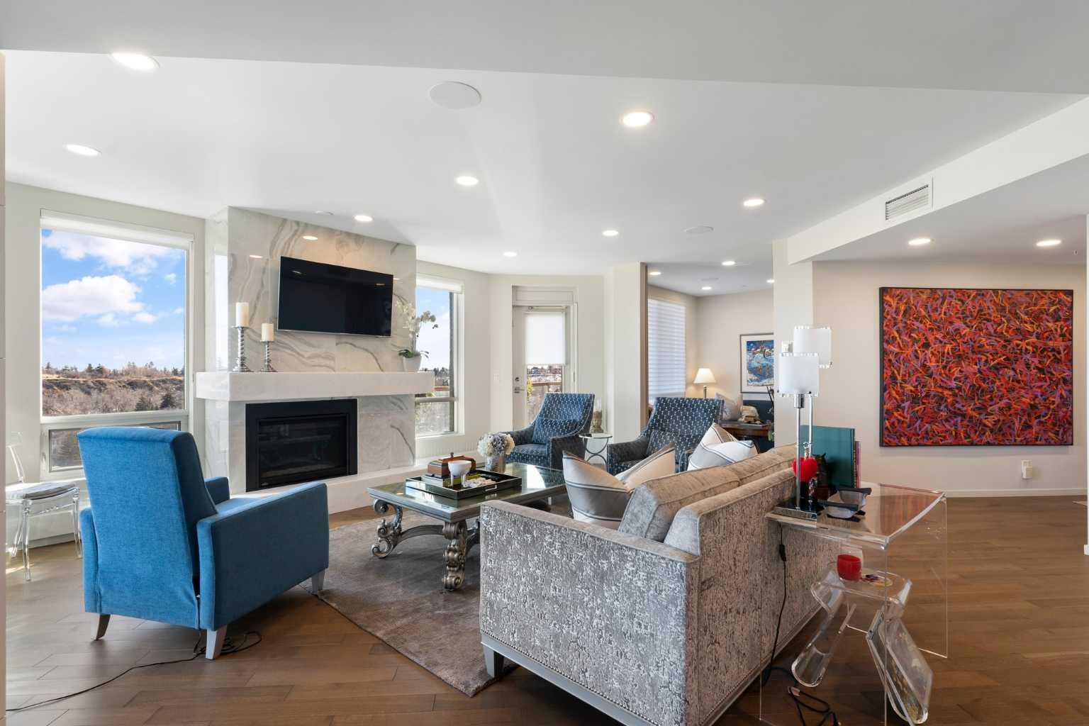 228 26 Avenue SW 1004