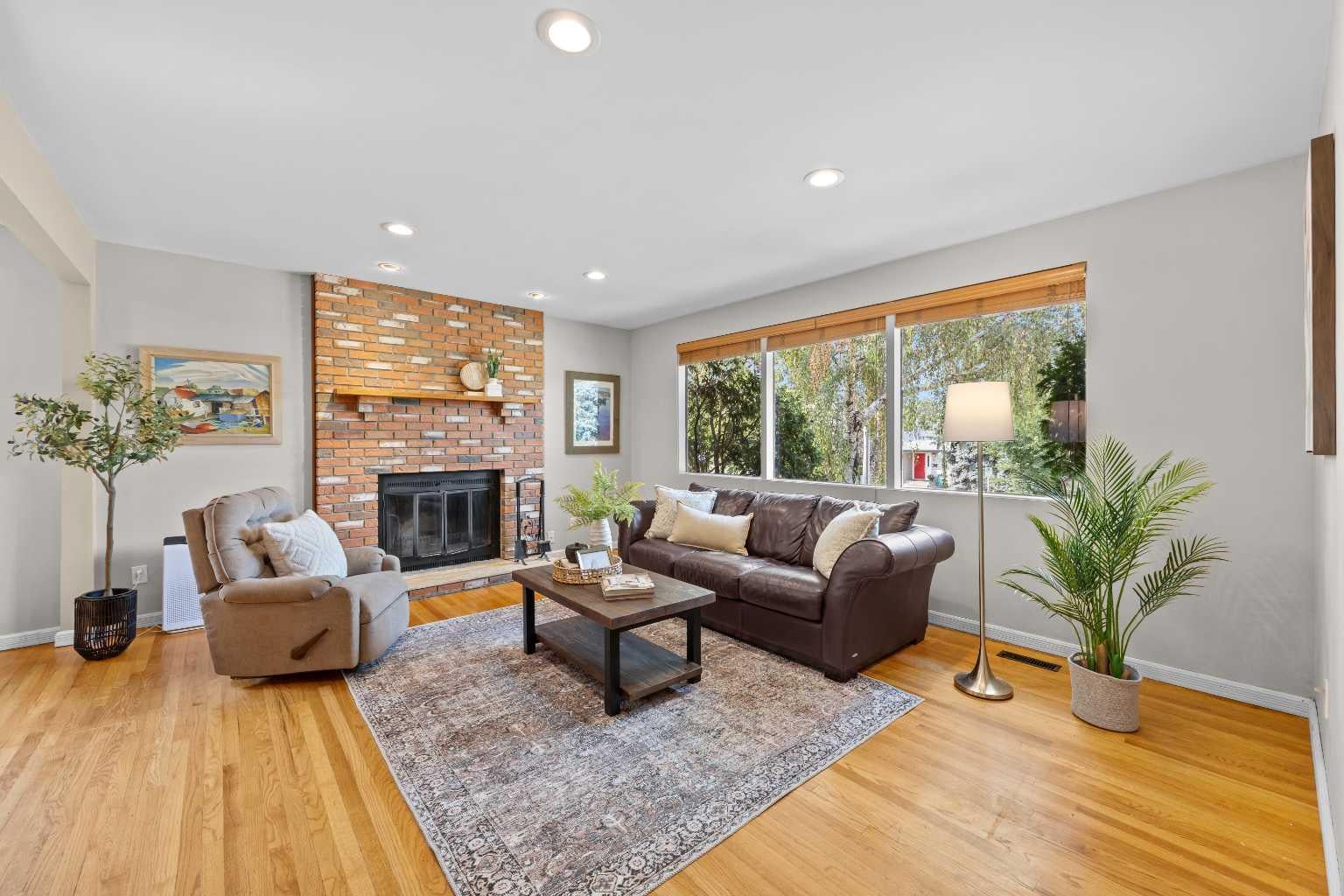 30 Gateway Drive SW