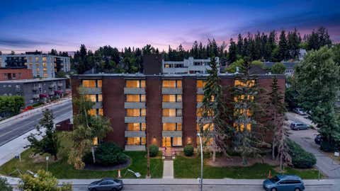 Photo of 903 19 Avenue SW #103, Calgary, AB T2T 0H8 (MLS # A2330663)