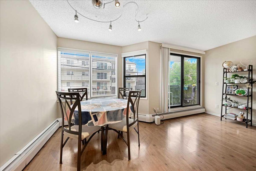 Photo of 630 57 Avenue SW #206, Calgary, AB T2V 0H4 (MLS # A2289204)