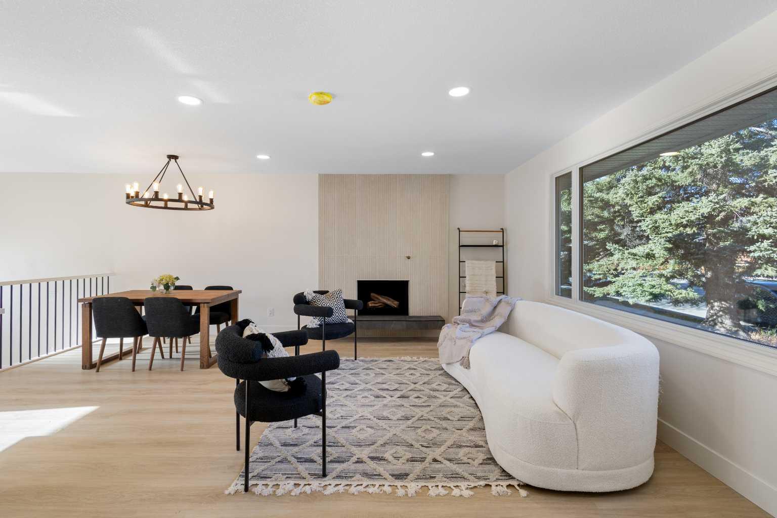 4812 Verona Drive NW