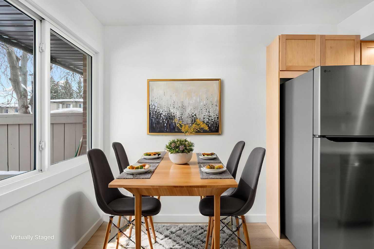 1055 72 Avenue NW 10