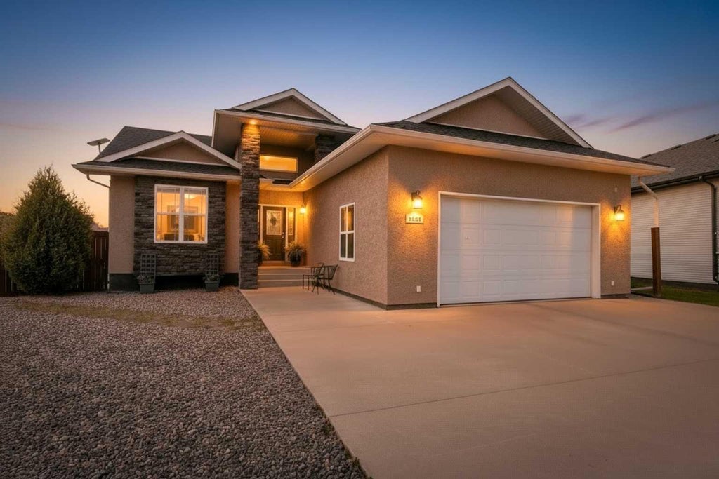 Photo of 5055 54 Street Close, Eckville, AB T0M 0X0 (MLS # A2338227)