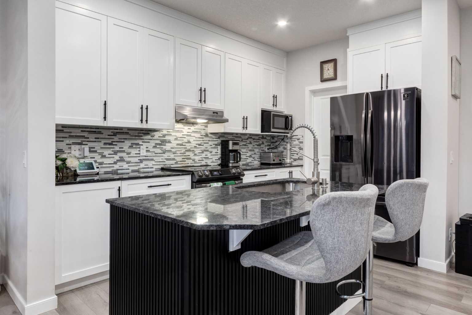 110 SAGE BANK Grove NW