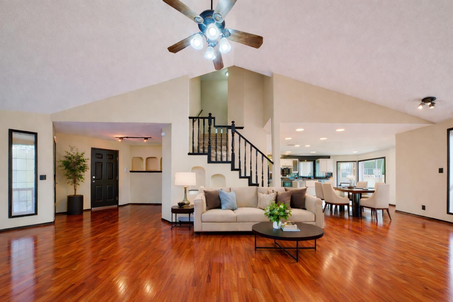 131 Arbour Wood Close NW