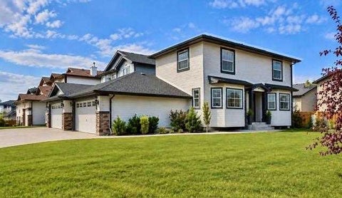 Photo of 16 Canoe Close SW, Airdrie, AB T4B 2N3 (MLS # A2329834)