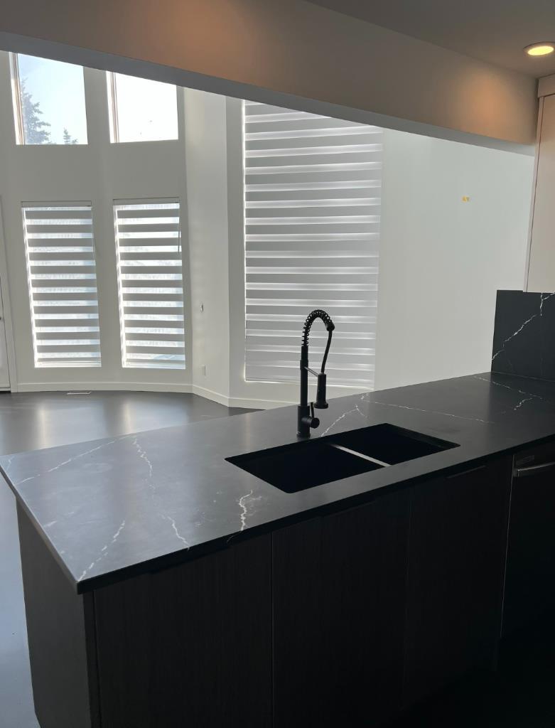 1800 26 Avenue SW 102