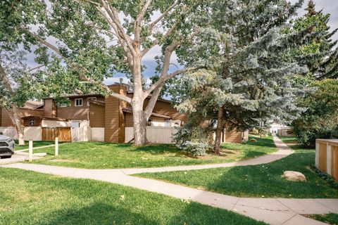 5404 10 Avenue SE 223 Calgary AB T2A 5G4