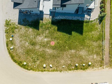Photo of 423 Cottageclub Cove, Rural Rocky View County, AB T4C 1B1 (MLS # A2327289)