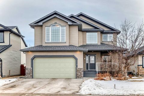 Photo of 158 Invermere Drive, Chestermere, AB T1X 1L3 (MLS # A2278312)