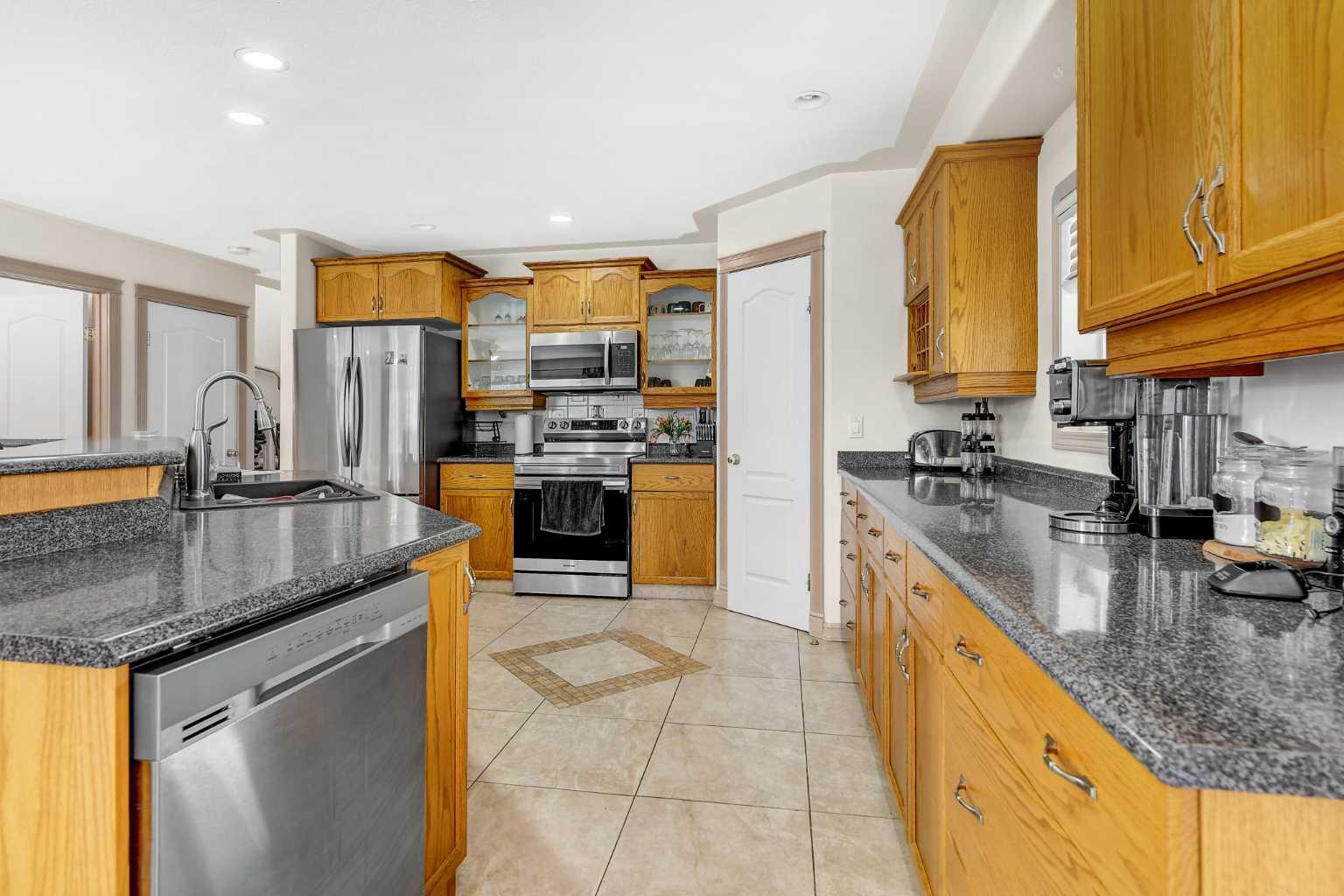11905 106 Street