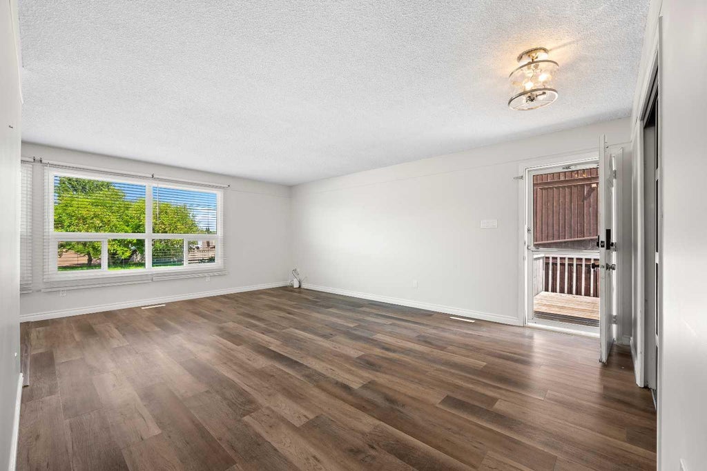 Photo of 5607 43 Street, Lloydminster, AB T9V 0A5 (MLS # A2329745)